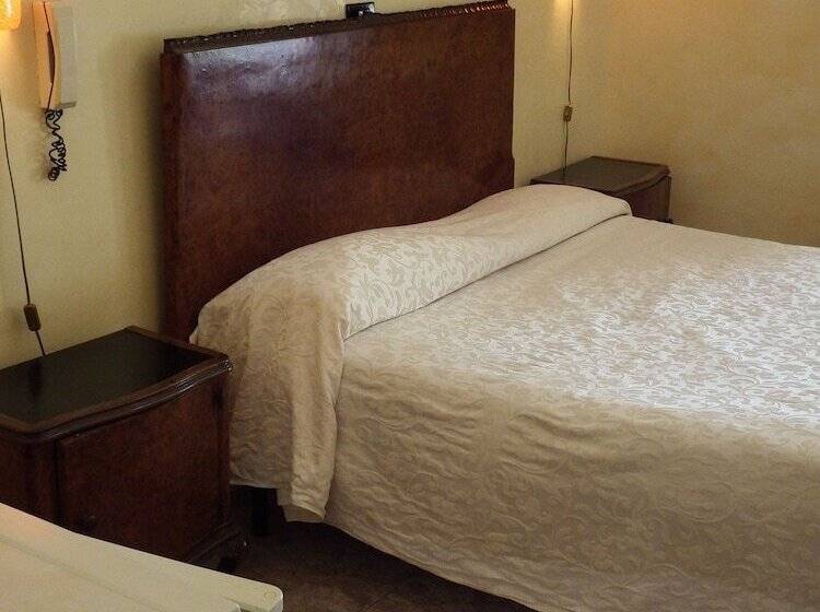 스탠다드 룸, Touring