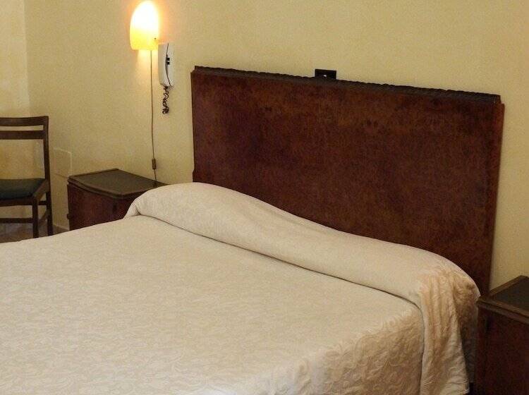 스탠다드 룸, Touring