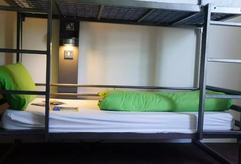 اتاق استاندارد چهار تخته, Yha Conwy