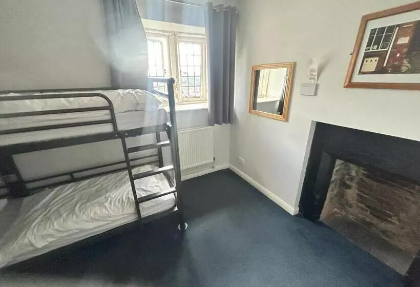 バス共有のスタンダードルーム, Yha Whitby