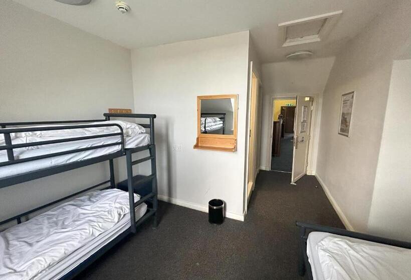 Номер Стандарт Трехместный, Yha Whitby