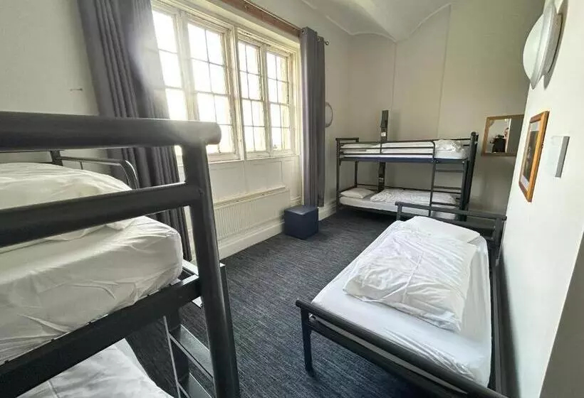 ルームシェアのワンベッド, Yha Whitby