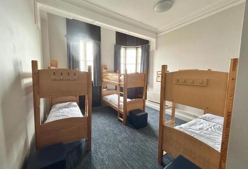 מיטה בחדר משותף, Yha Whitby