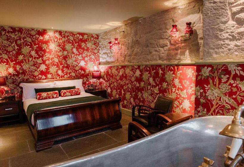 デラックスルーム, Newton Hall