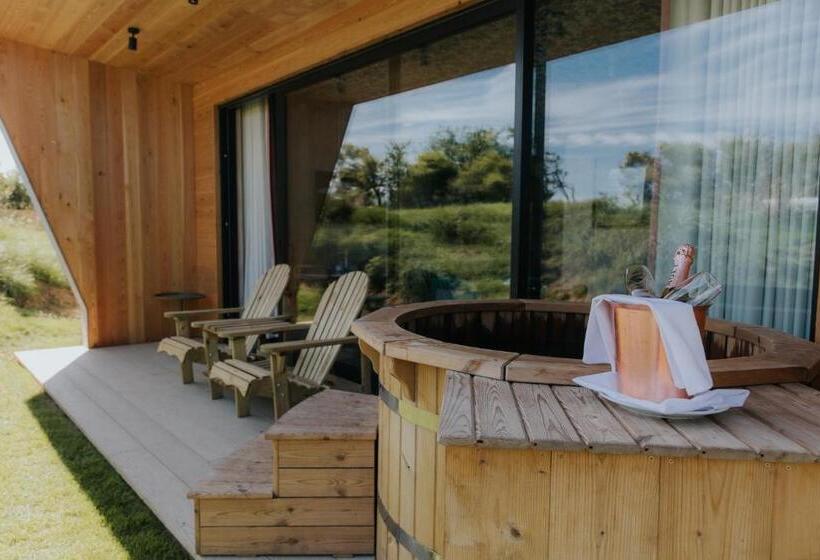 キングサイズベッドのスーペリアルーム, Newton Hall