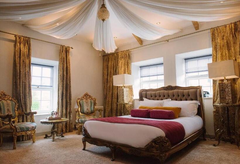 デラックスルーム, Newton Hall