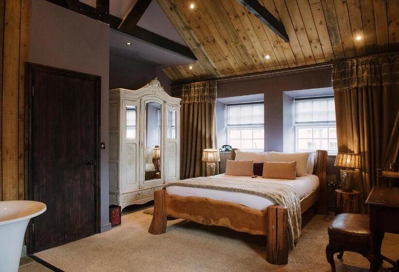 デラックスルーム, Newton Hall