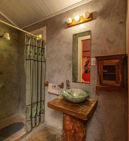 高级洋房, Monkey Lodge Panama