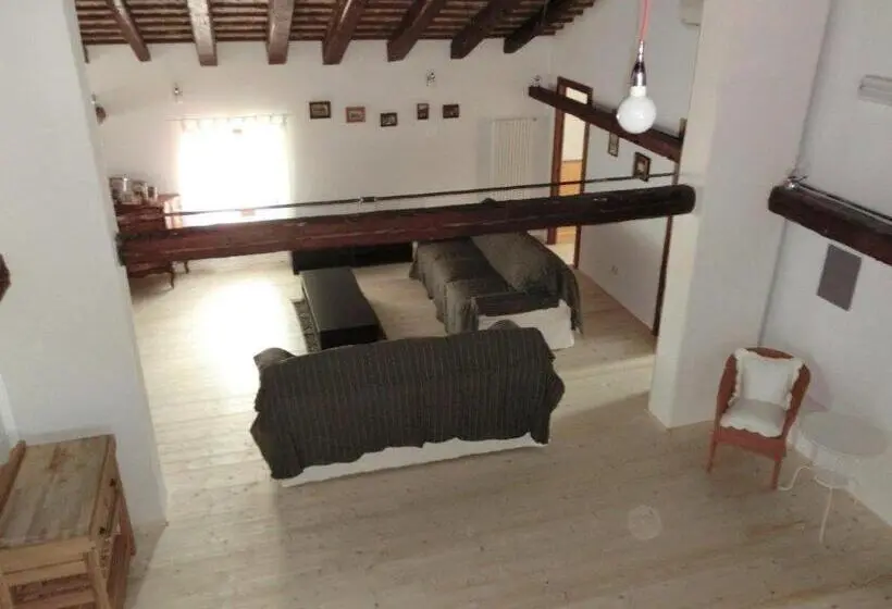 １ベッドルームペントハウスアパート, B&b Villa Bornancini