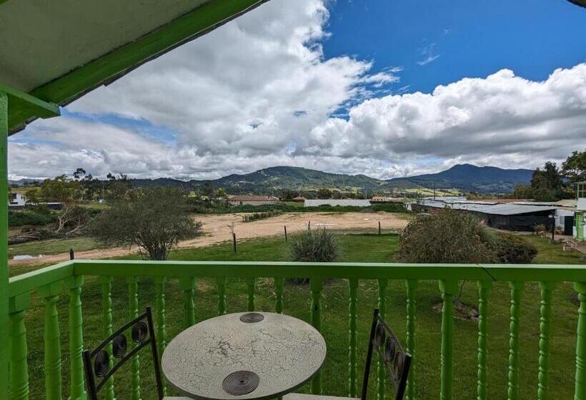 Номер Стандарт с Балконом, Posada Cafe La Huerta