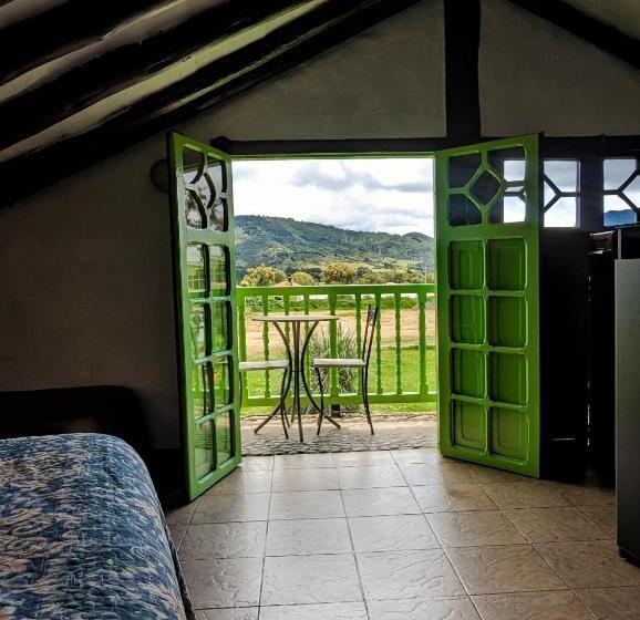 Номер Стандарт с Балконом, Posada Cafe La Huerta