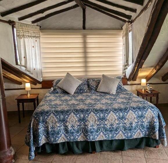 Номер Стандарт с Балконом, Posada Cafe La Huerta