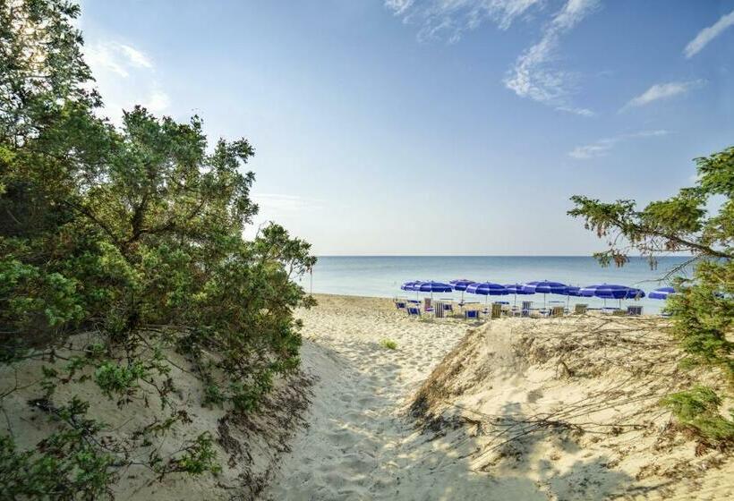 Номер Стандарт, Dei Bizantini & Villaggio Campo Dei Messapi
