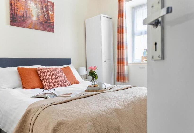 Quarto Basic, Wayfarer Guest House