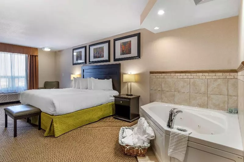 キングサイズベッドのスイートルーム, Best Western Bonnyville Inn & Suites