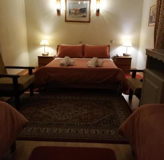 חדר משפחתי נוף להרים, Bourazani Wild Life Resort