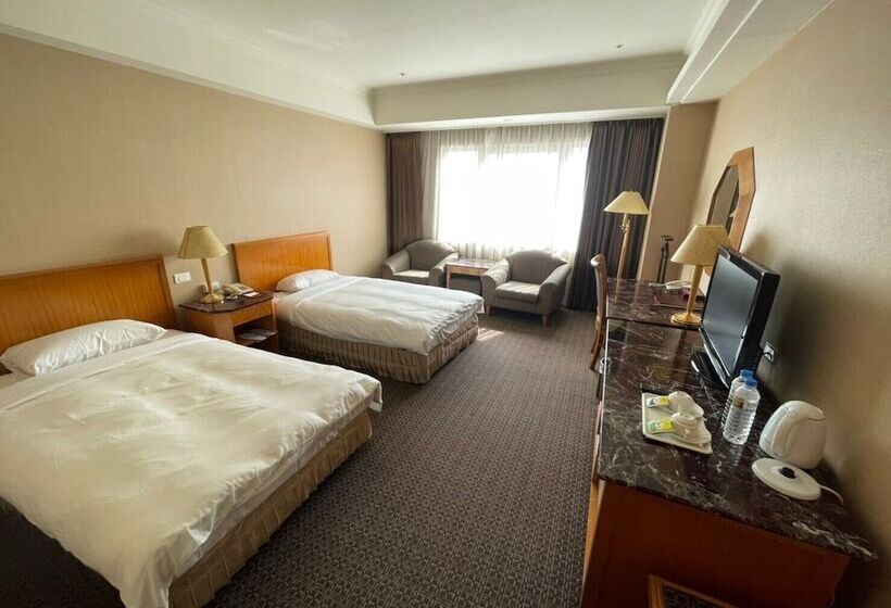 اتاق استاندارد, Chuto Plaza