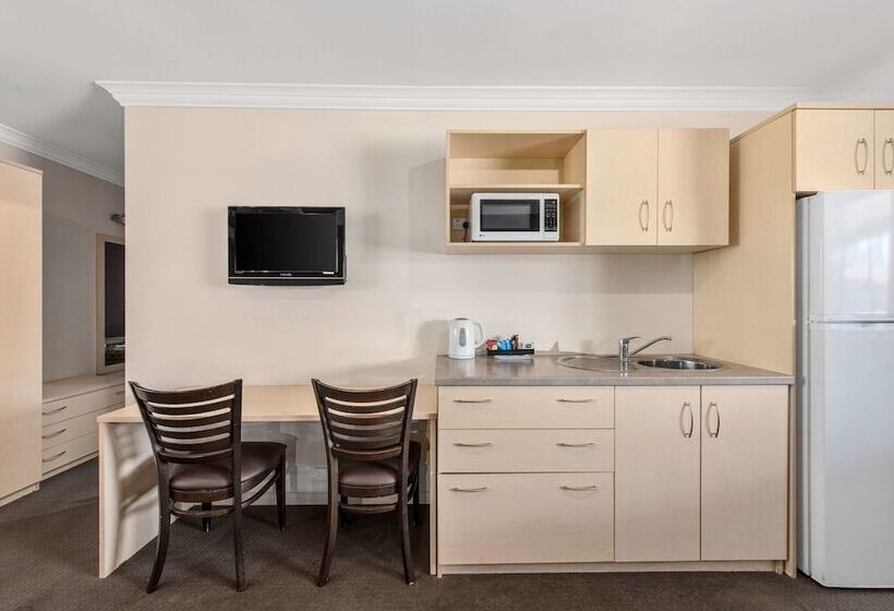 Семейный Номер, Econo Lodge Moree Spa Motor Inn