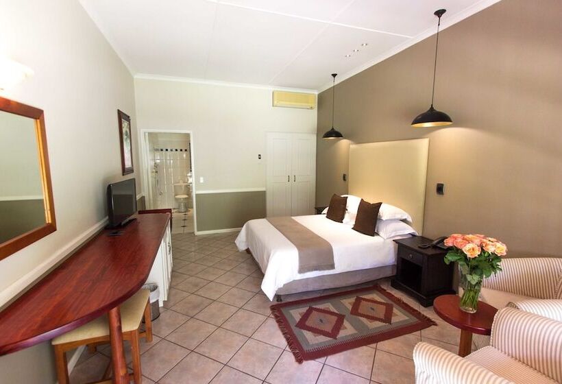 Номер Стандарт, Hlangana Lodge