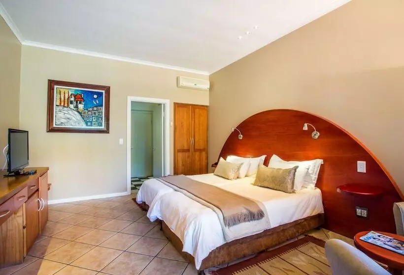 اتاق سوپریور, Hlangana Lodge