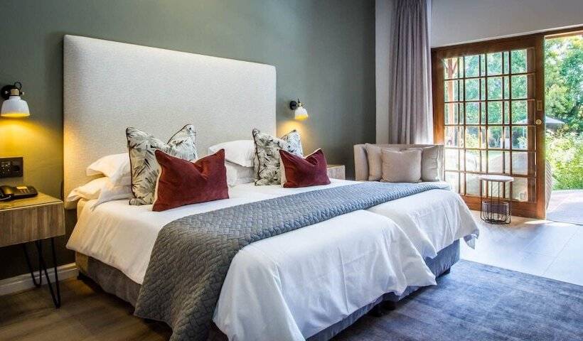 חדר סופריור, Hlangana Lodge