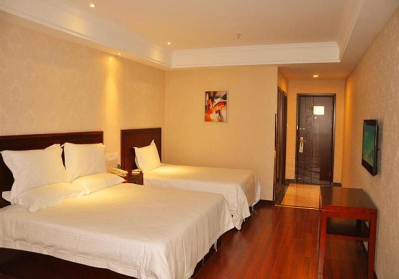 带大床的标准间, Holiday Inn Express Kingston Central, An Ihg