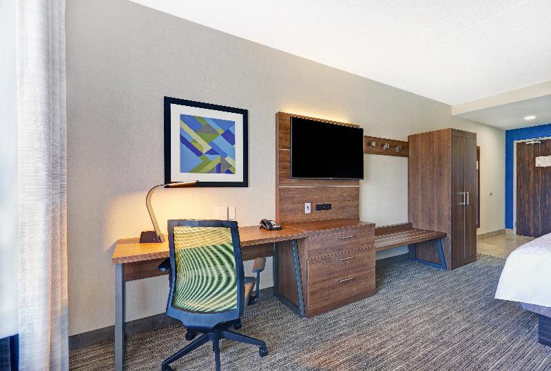 适合残疾人士使用的套间, Holiday Inn Express & Suites   Woodstock, On Canada