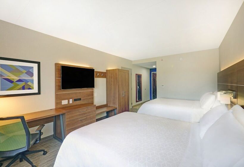 جناح, Holiday Inn Express & Suites   Woodstock, On Canada