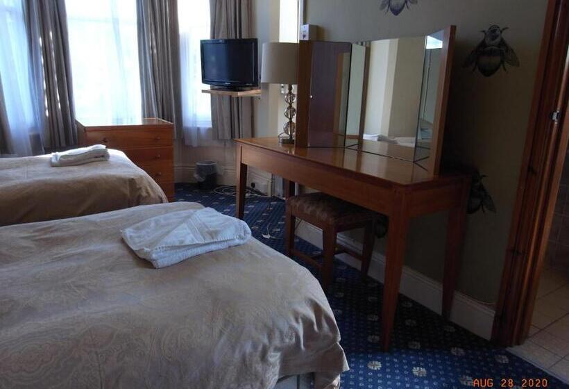 Номер Стандарт, Hylands