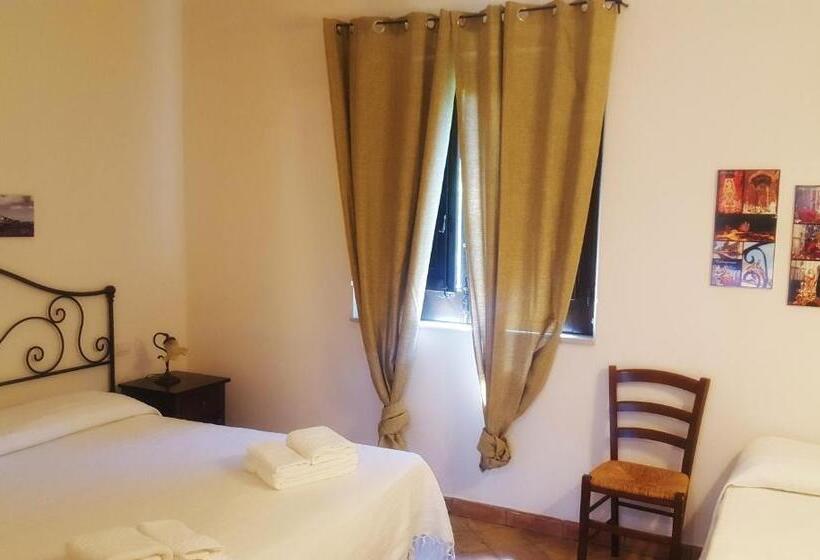 스탠다드 트리플 룸, Il Casale Delle Rose