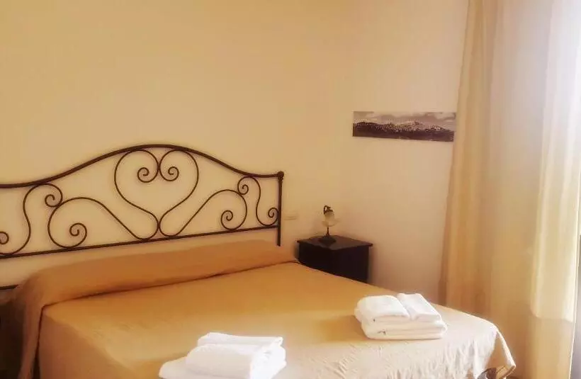 اتاق استاندارد با بالکن, Il Casale Delle Rose