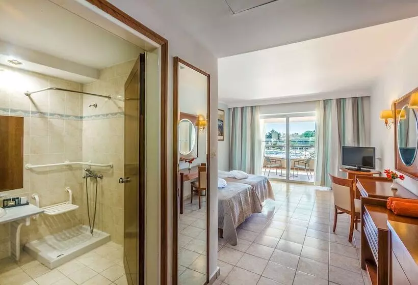 ジュニアスイート, Kipriotis Maris Suites