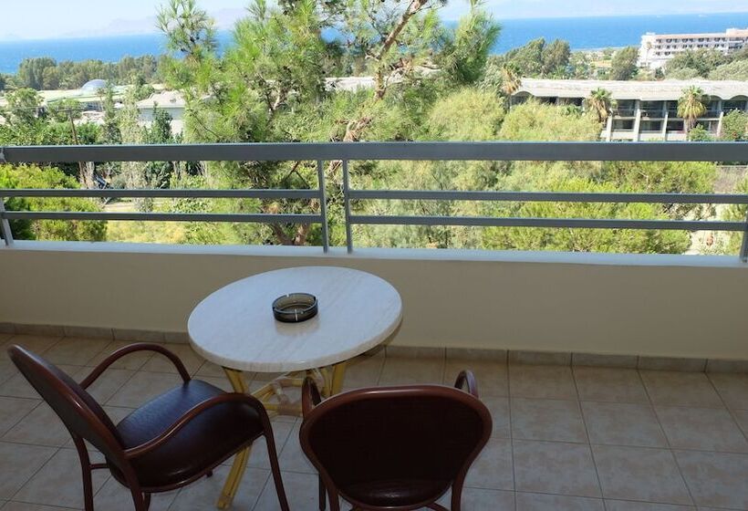 スタンダードルーム, Kipriotis Maris Suites