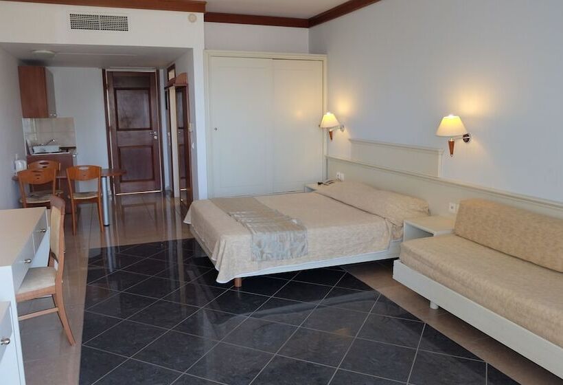 スタンダードルーム, Kipriotis Maris Suites