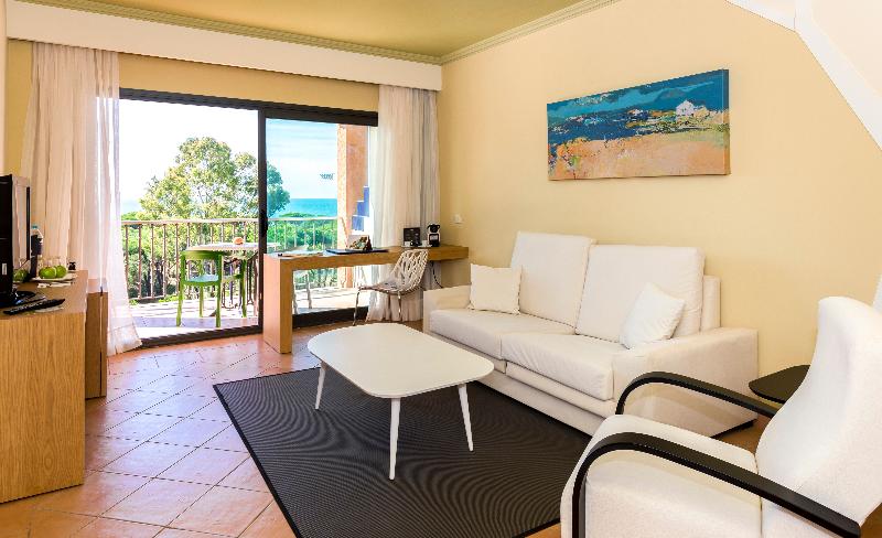 スタンダードルーム, Kipriotis Maris Suites