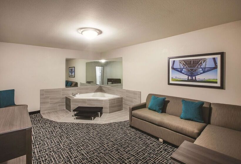 غرفة سوبيريور, La Quinta By Wyndham Walker   Denham Springs