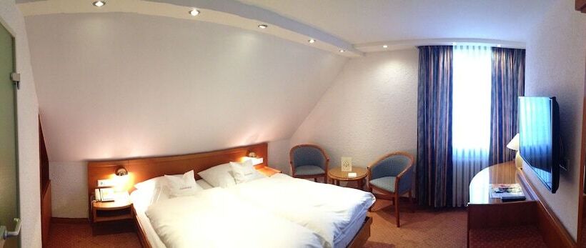 Номер Стандарт, Lindenhof