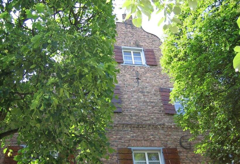 Полулюкс, Lindenhof