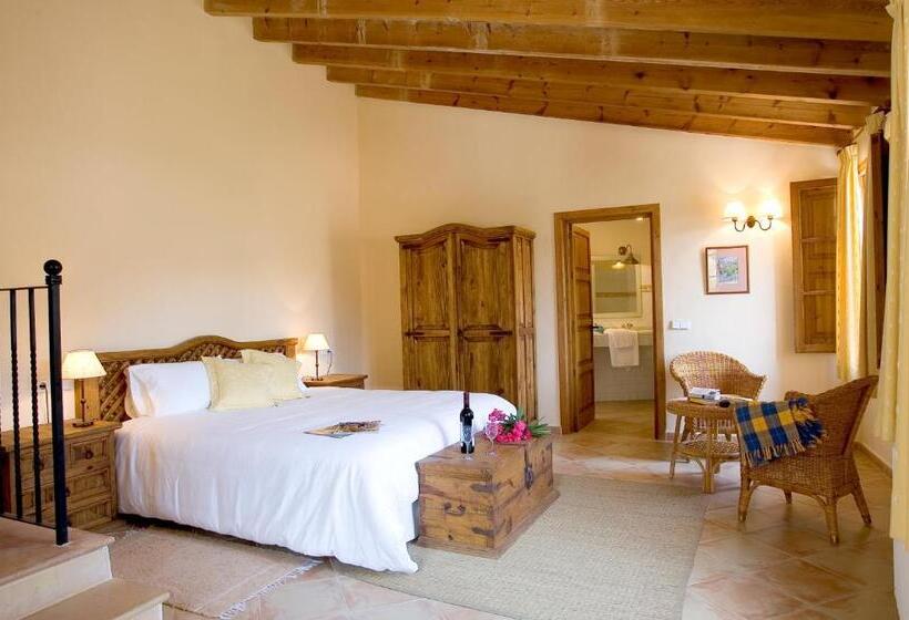 标准三人间, Rural Nou Dalt Muntanya