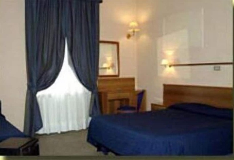 اتاق استاندارد سه نفره, Porziuncola