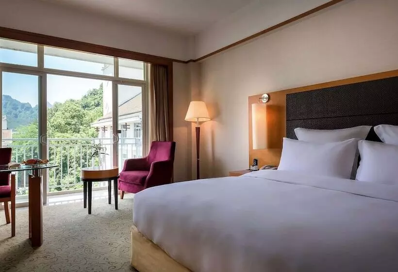 デラックスルーム, Pullman Zhangjiajie Hotel   Instagrammable