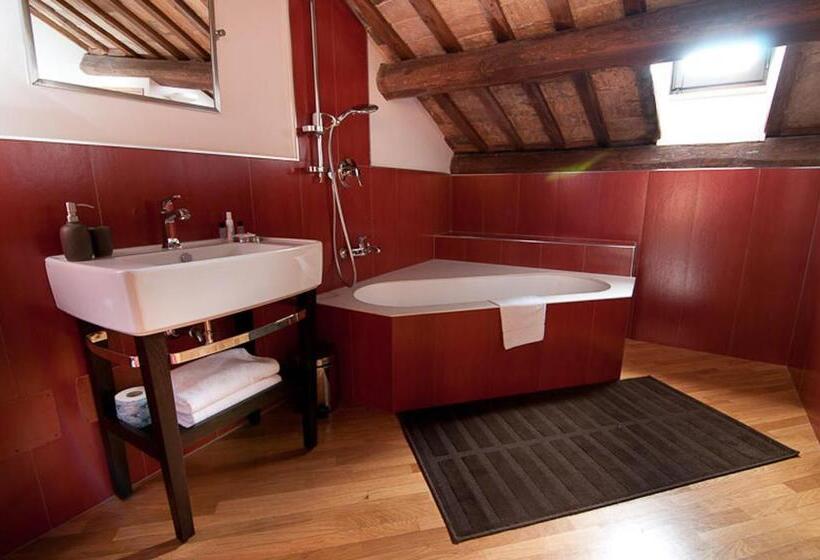 סוויטה, St. Peter  Six Rooms & Suites