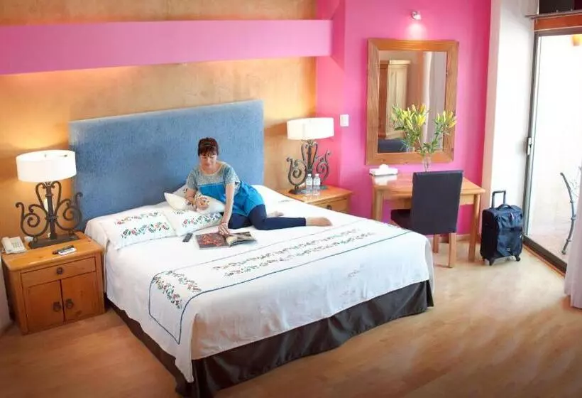 سوییت جونیور, Suites Xadani