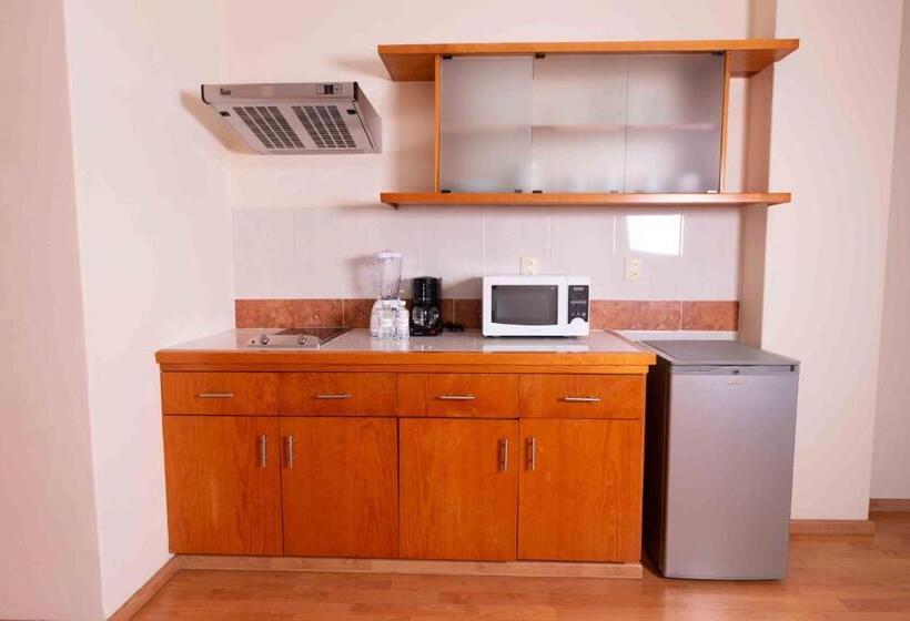 جناح جونيور, Suites Xadani