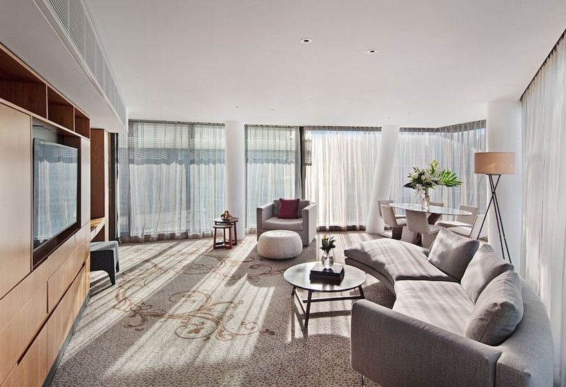 スイート, The Darling At The Star