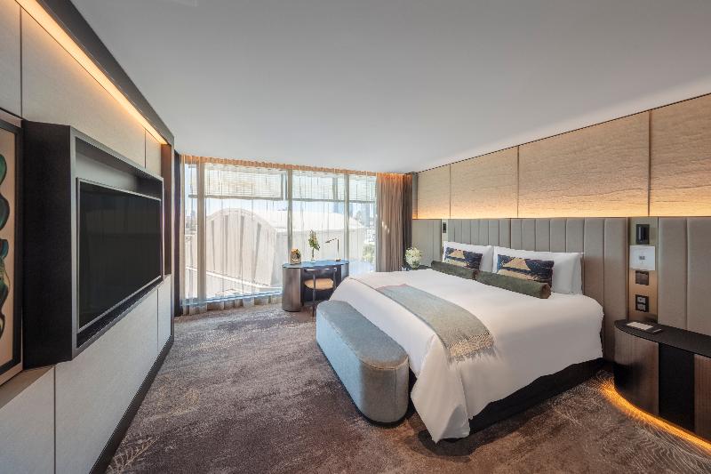 ハイドロマッサージバス付きスイート, The Darling At The Star