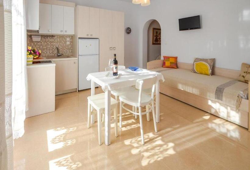 Апартаменты 1 Спальня Вид на Море, Villa Maryelen