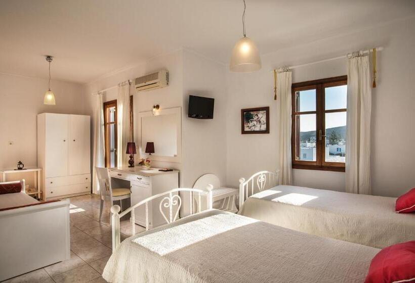 Трехместный Superior Вид на Море, Villa Maryelen