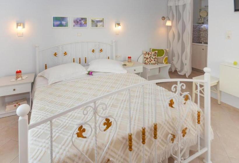 Студия Стандарт Вид на Море, Villa Maryelen