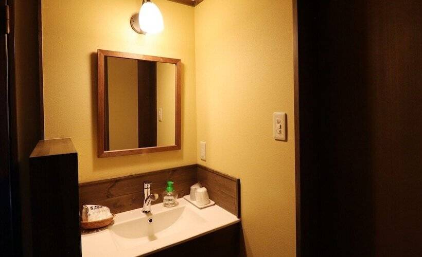 اتاق استاندارد, Yakushidaira Akanejyuku